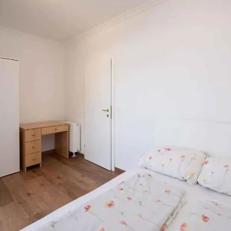 In 15125 Apartment